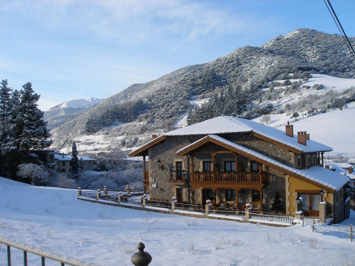 Posada El Corcal de Liébana Tama Esterno foto